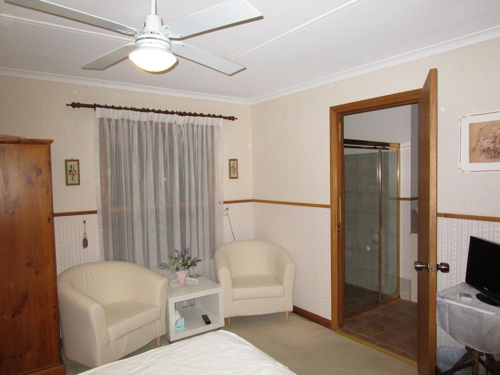 Southern Vales Bed & Breakfast Mclaren Vale Pokój zdjęcie